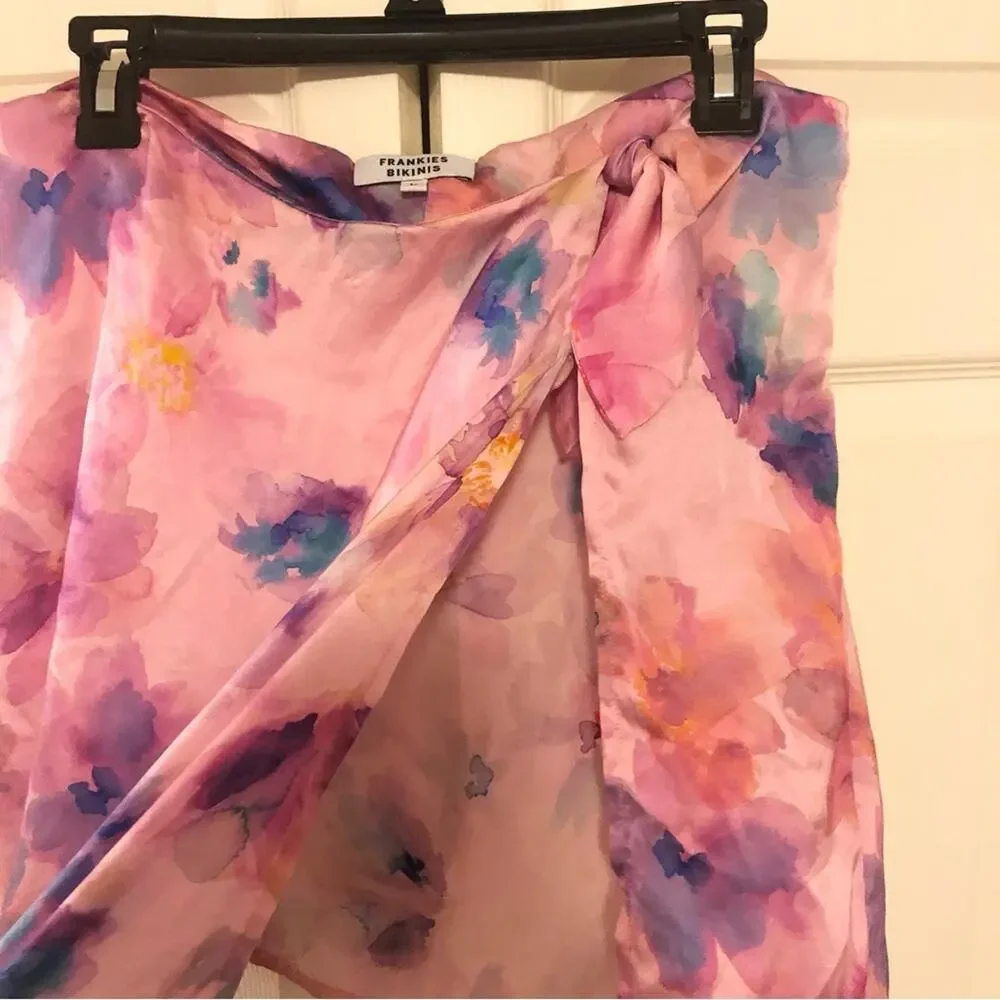 Frankie’s Bikinis Matilda Wrap Skirt Bikini Swim Coverup Silk Skirt Size Large